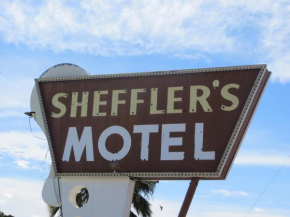 Отель Sheffler's Motel  Салом